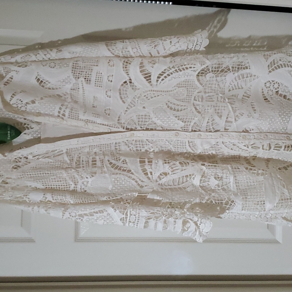 Stunning white macrame Farm Rio Shirt dress. Size L